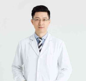 北京哪位医生做下颌角最好？收费贵不贵？